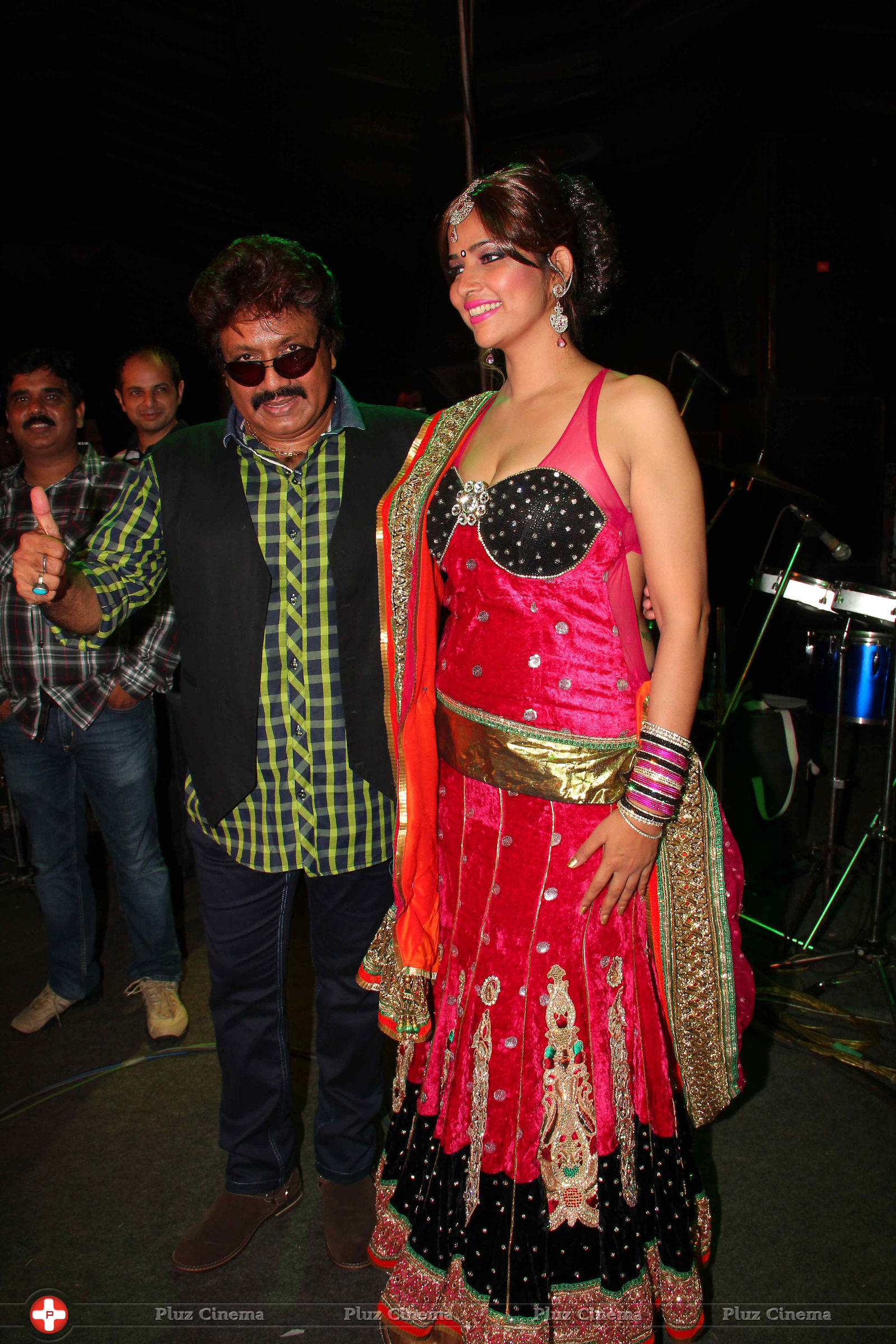 Tanisha Singh - Celebs attends Garba dance program photos | Picture 599779