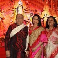 Rani Mukerji celebrates Durga Pooja Photos | Picture 604006