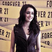 Shraddha Kapoor launches Forever 21 store photos | Picture 603938