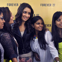 Shraddha Kapoor launches Forever 21 store photos | Picture 603946