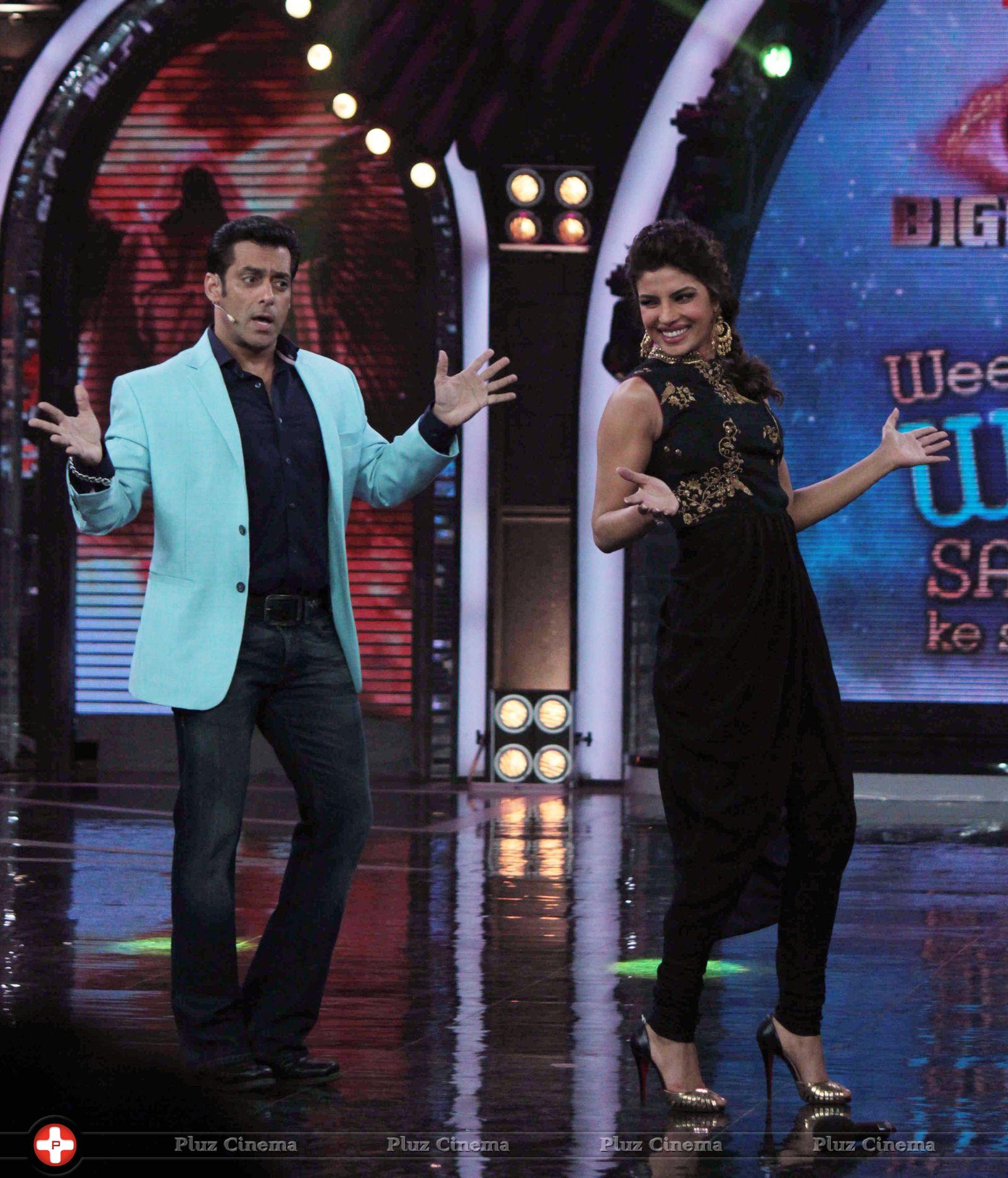 Promotion of film Krrish 3 on the sets of Bigg Boss 7 Photos | Picture 617389