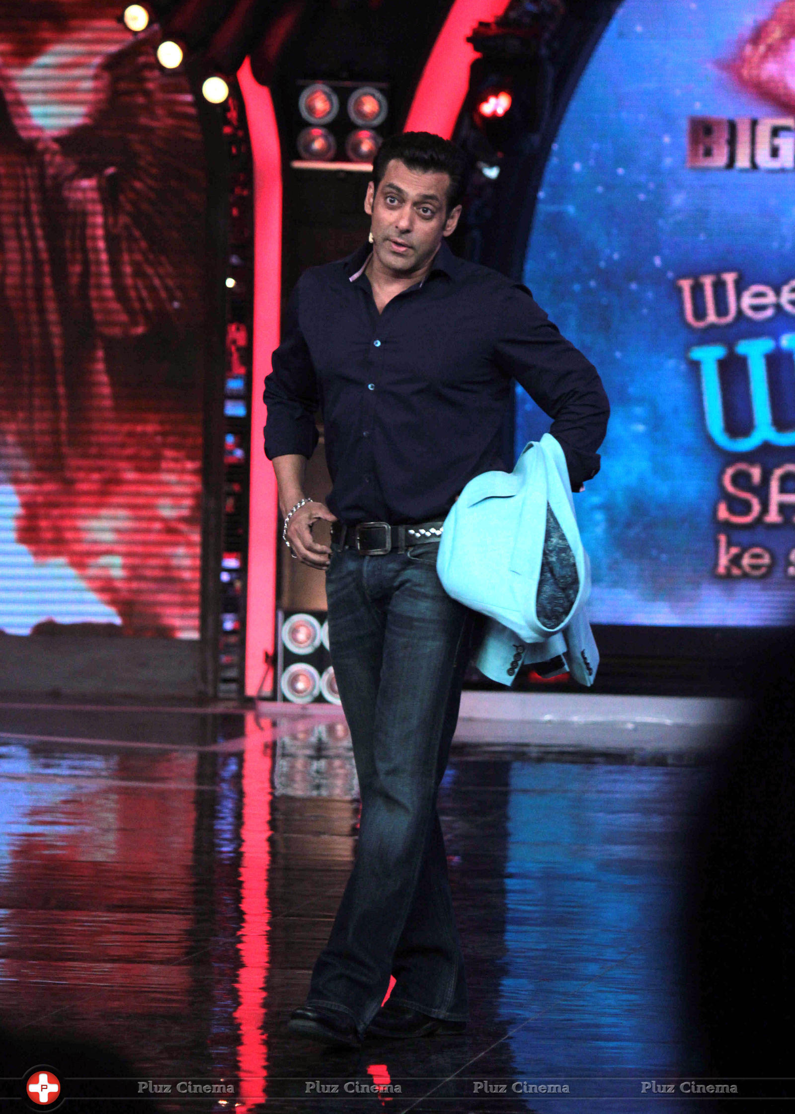 Salman Khan - Promotion of film Krrish 3 on the sets of Bigg Boss 7 Photos | Picture 617395