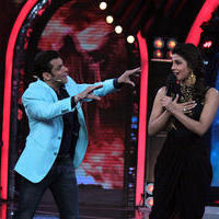 Promotion of film Krrish 3 on the sets of Bigg Boss 7 Photos | Picture 617372