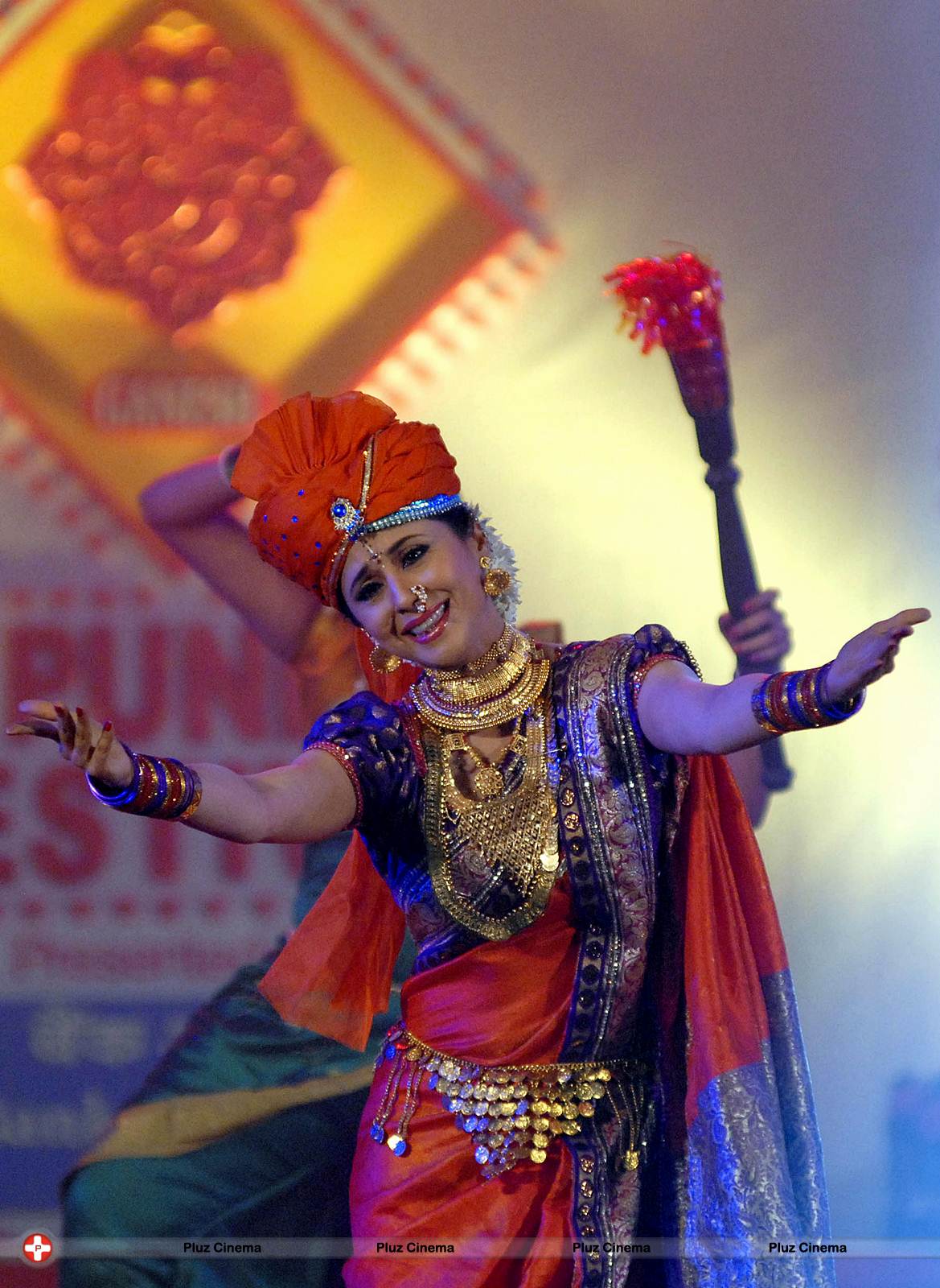 Urmila Matondkar - Pune Festival 2013 Photos | Picture 571856