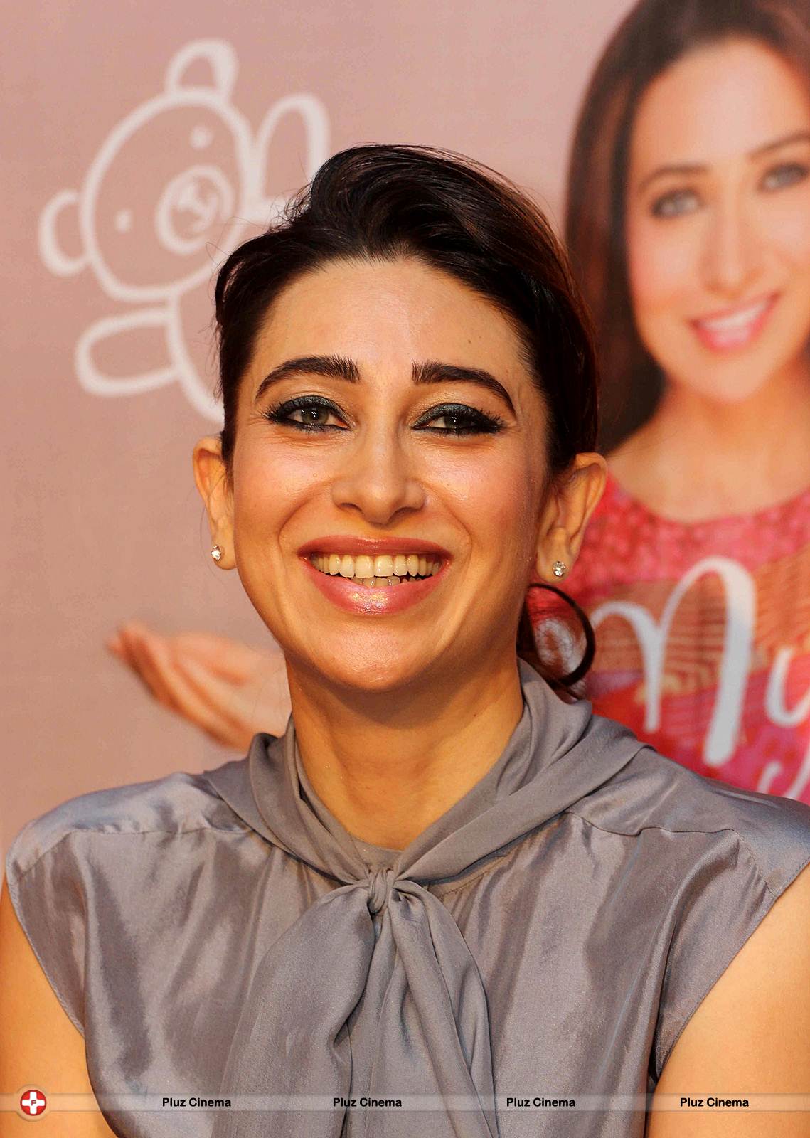 Karisma Kapoor - Launch of book My Yummu Mummy Guide Photos | Picture 572418