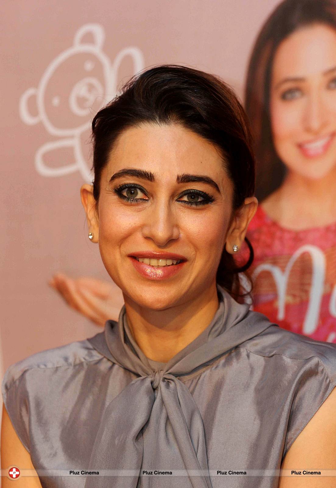 Karisma Kapoor - Launch of book My Yummu Mummy Guide Photos | Picture 572421