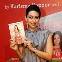Karisma Kapoor - Launch of book My Yummu Mummy Guide Photos | Picture 572441