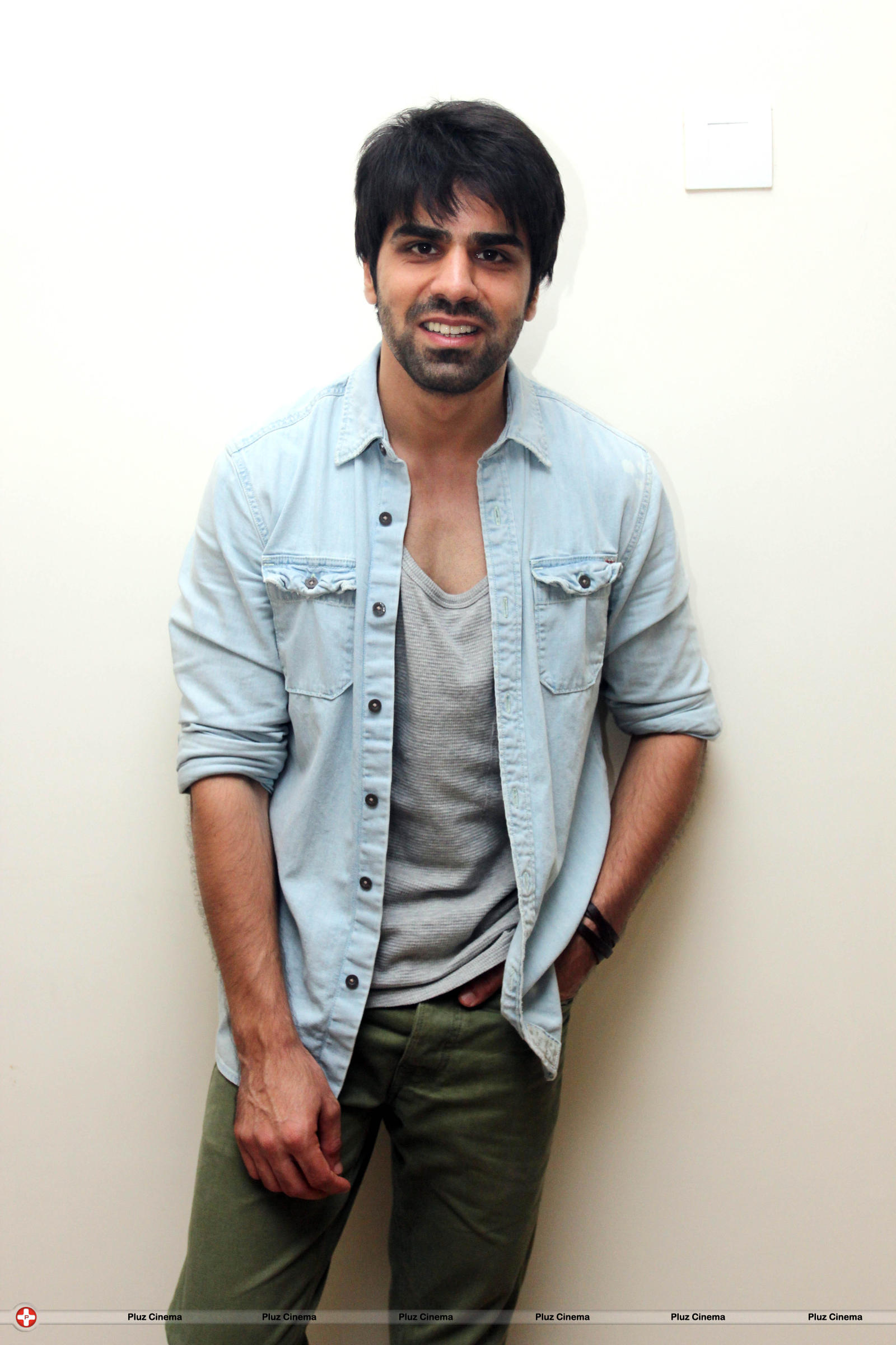 Sumit Suri - Promotion of Bollywood movie Warning Photos | Picture 580699