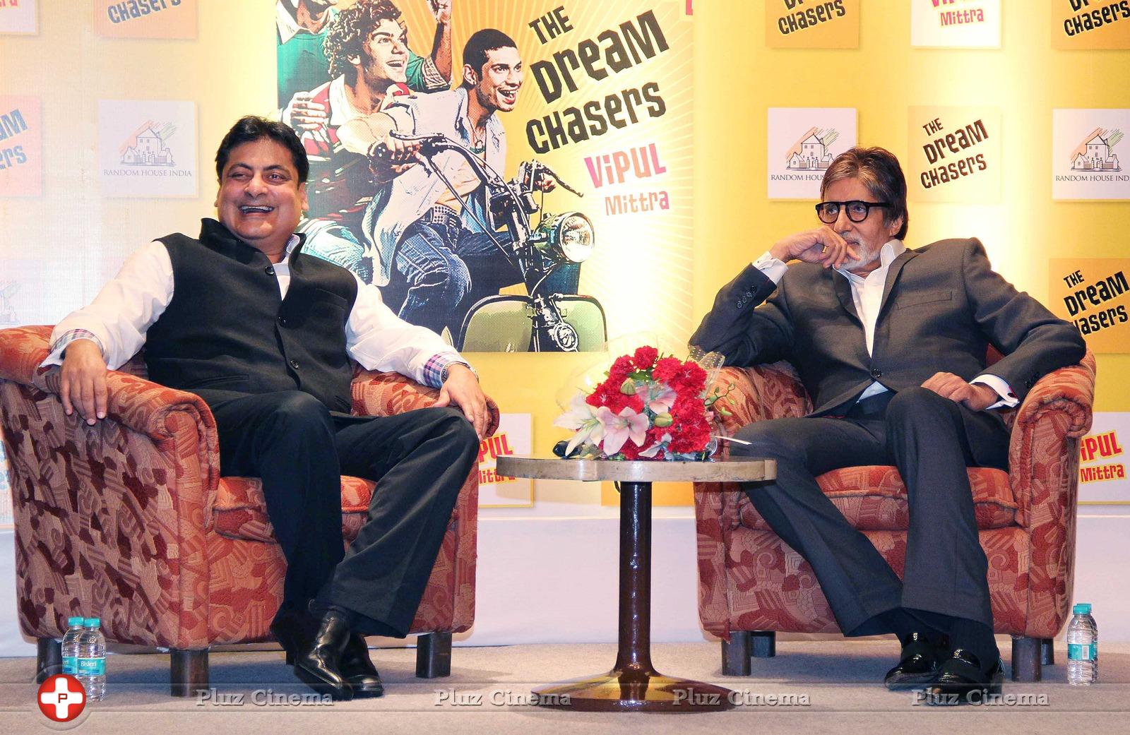 Amitabh launches Vipul Mittra's book The Dream Chaser Photos | Picture 585962