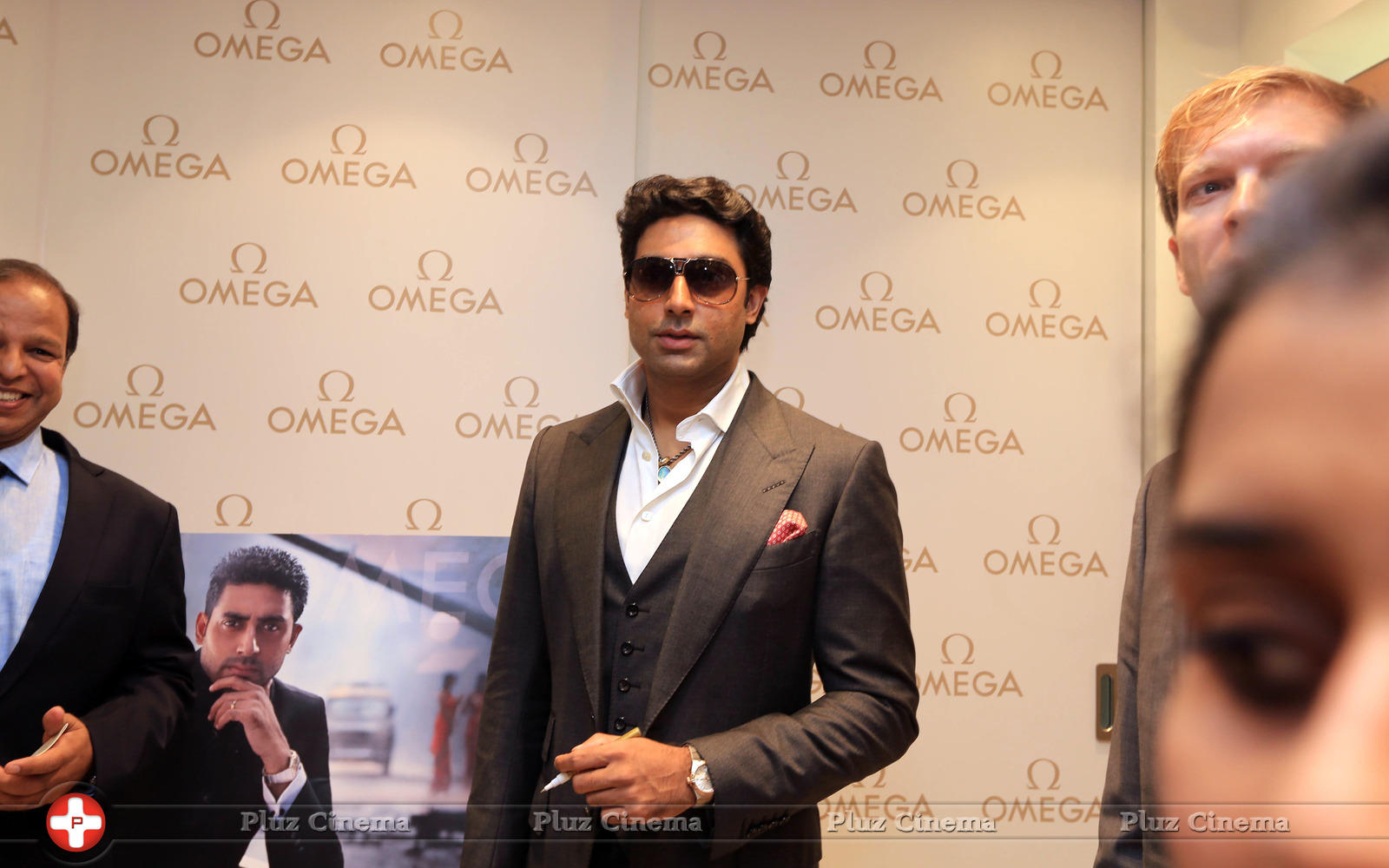 Abhishek Bachchan launches Omega showroom photos | Picture 586673