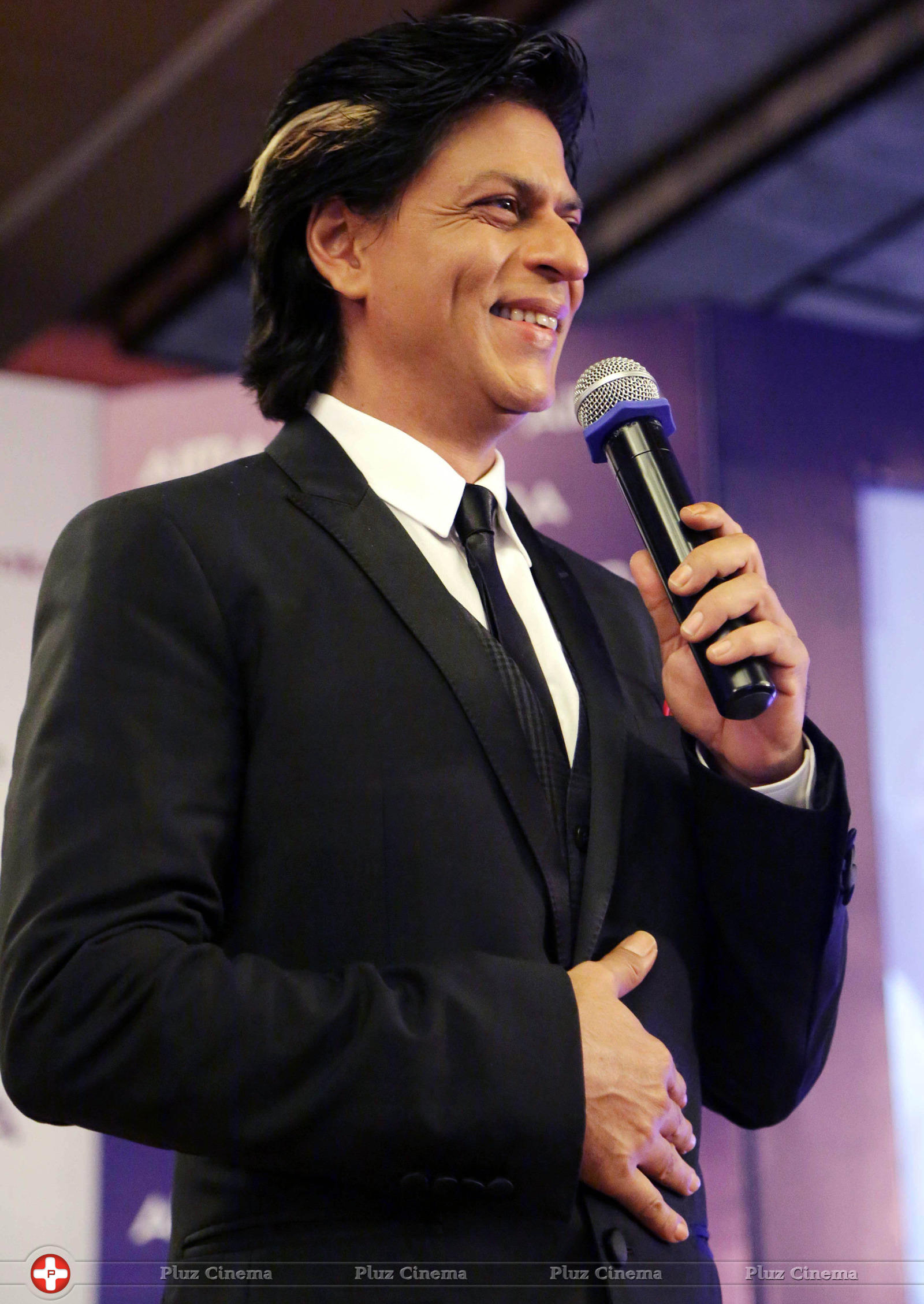 Shahrukh Khan - Shahrukh attends 40th national management convention photos | Picture 586444