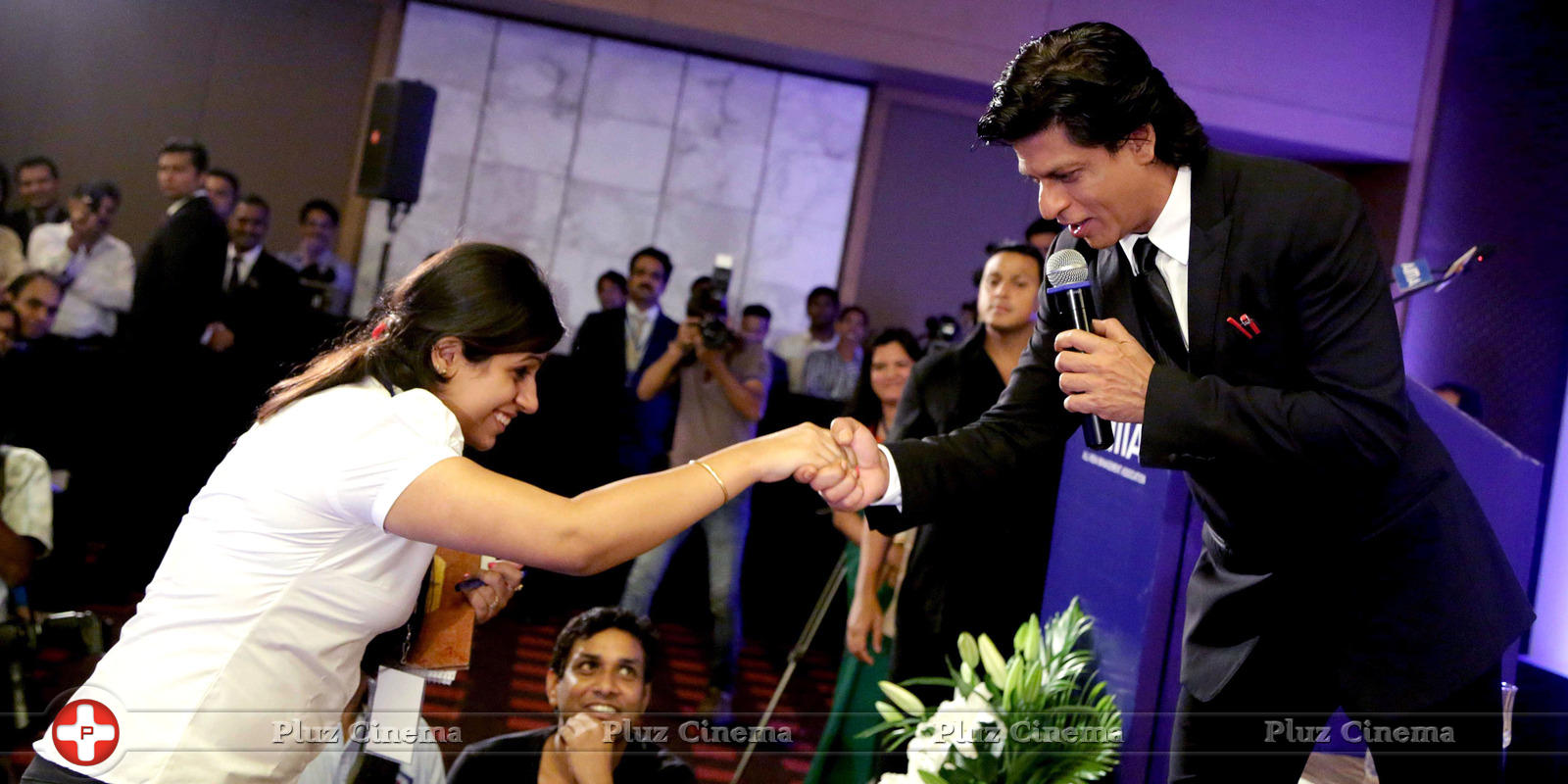 Shahrukh attends 40th national management convention photos | Picture 586446