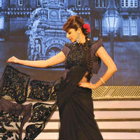 Anushka Sharma - Bollywood stars walk the ramp for Yash Chopra tribute photos | Picture 587793