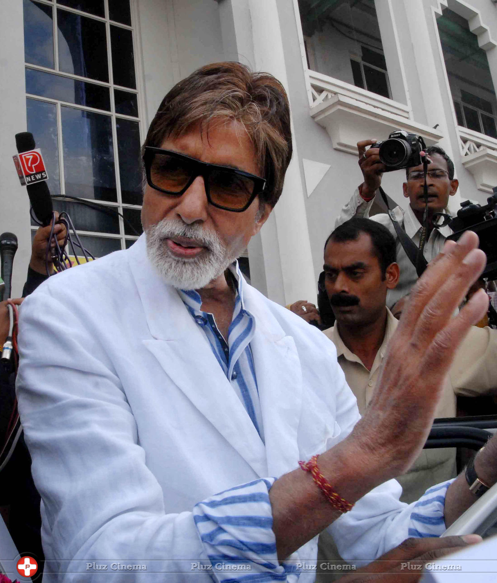 Bachchan's to attend Maharani Padmani Devi's 70th birthday bash Photos | Picture 591949