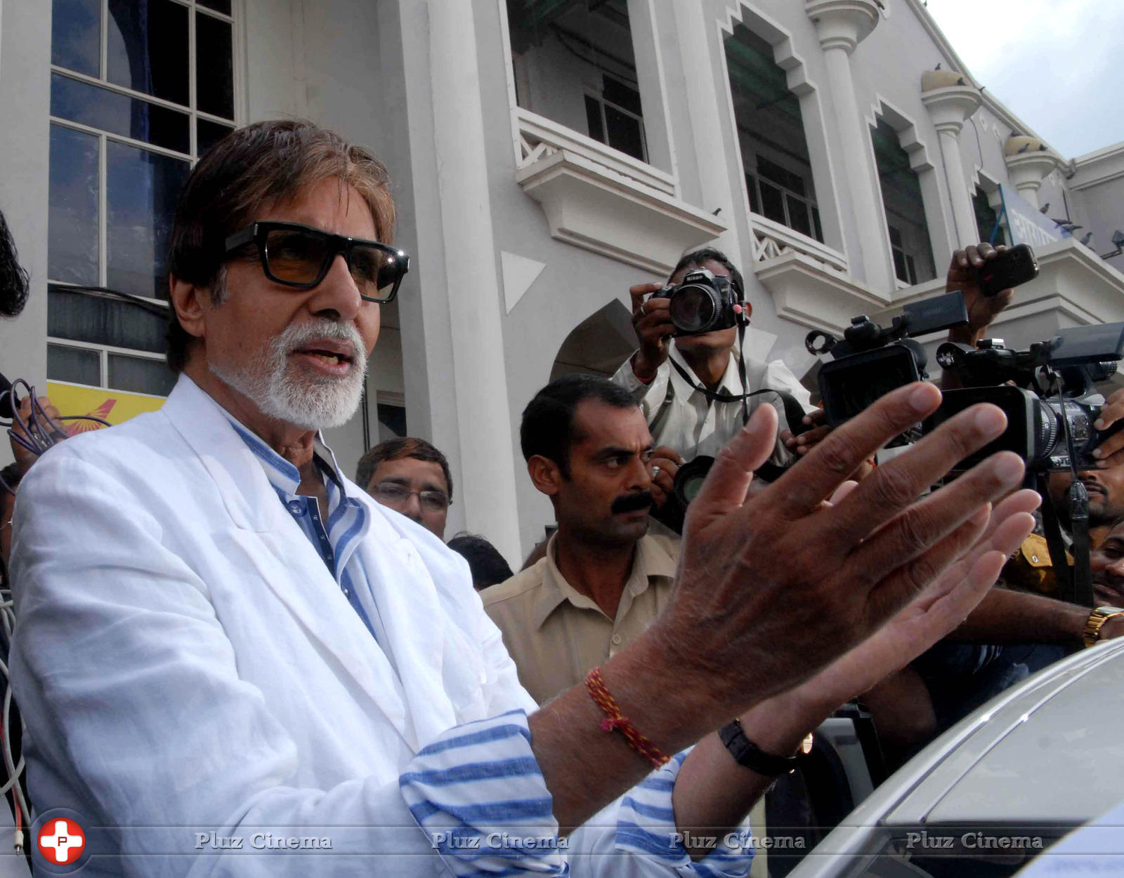 Bachchan's to attend Maharani Padmani Devi's 70th birthday bash Photos | Picture 591951