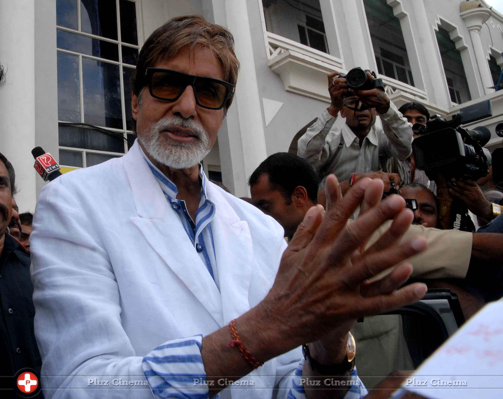 Bachchan's to attend Maharani Padmani Devi's 70th birthday bash Photos | Picture 591952