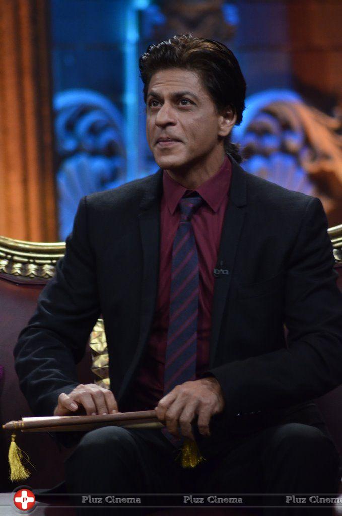 Shahrukh Khan - SRK on the sets of Anupam Kher Show Photos | Picture 761194