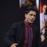 Shahrukh Khan - SRK on the sets of Anupam Kher Show Photos | Picture 761176