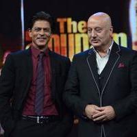 SRK on the sets of Anupam Kher Show Photos