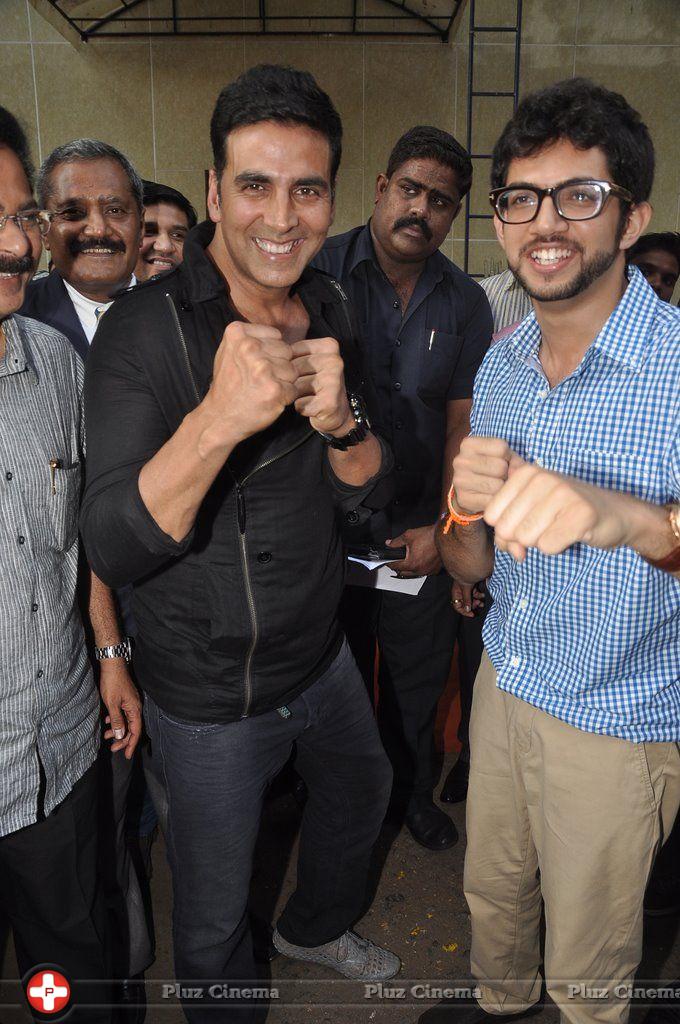 Akshay with Aditya Tahckeray to launch Women safety defence centre Photos | Picture 761664