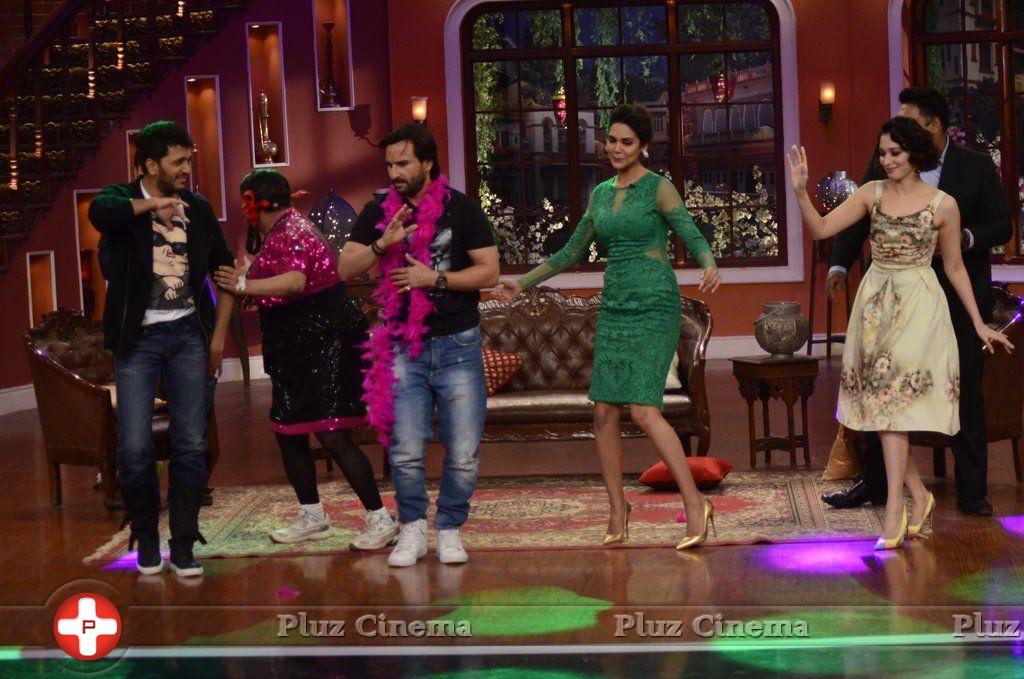 Humshakal star cast on the sets of Comedy Nights with Kapil Photos | Picture 761604