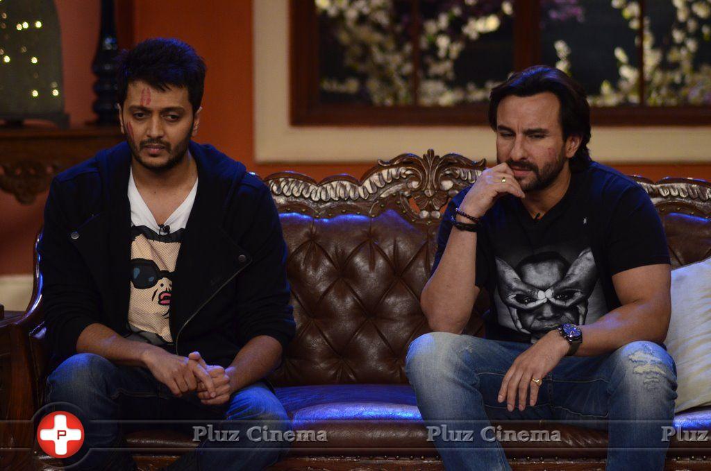Humshakal star cast on the sets of Comedy Nights with Kapil Photos | Picture 761620