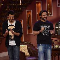 Humshakal star cast on the sets of Comedy Nights with Kapil Photos | Picture 761558