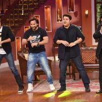 Humshakal star cast on the sets of Comedy Nights with Kapil Photos | Picture 761559