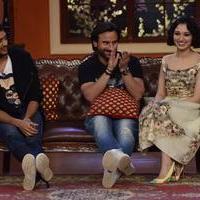 Humshakal star cast on the sets of Comedy Nights with Kapil Photos | Picture 761587