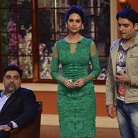 Humshakal star cast on the sets of Comedy Nights with Kapil Photos | Picture 761597