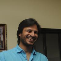 Vivek Oberoi visits Bombay News Photographers Association Photos | Picture 762284