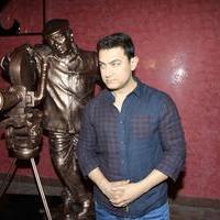 Aamir Khan - Aamir Khan presents his documentary film Chale Chalo Photos | Picture 762845