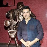 Aamir Khan - Aamir Khan presents his documentary film Chale Chalo Photos | Picture 762850