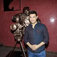 Aamir Khan - Aamir Khan presents his documentary film Chale Chalo Photos | Picture 762853