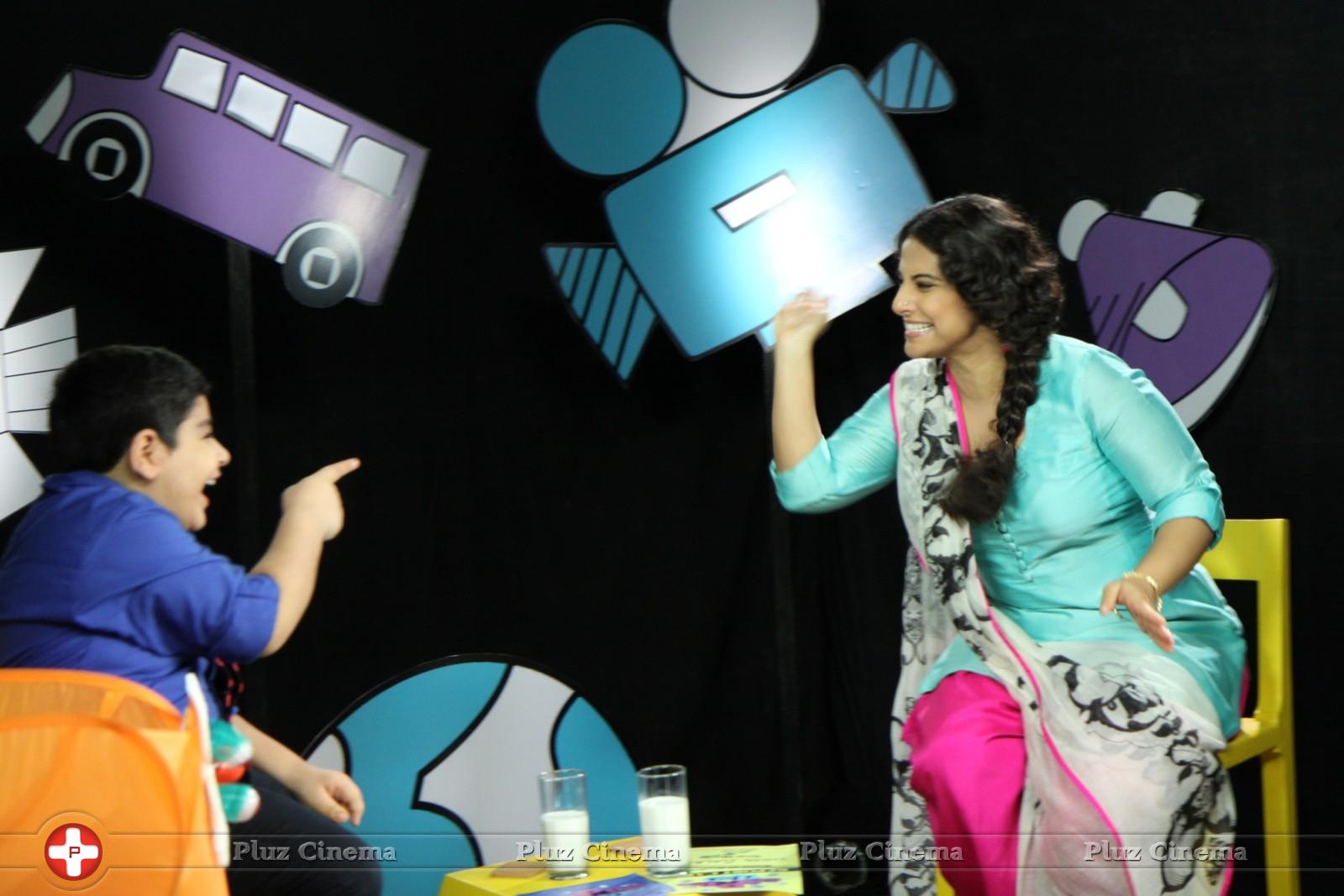Vidya Balan promotes Bobby Jasoos on the sets of Disney show Captain Tiao Photos | Picture 762992