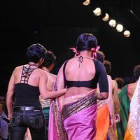 Gutthi aka Sunil Grover showstopper for Mandira Bedi at Myntra Fashion Weekend 2014 Photos | Picture 841705