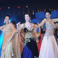 Sushmita, Shraddha, Aditi, Huma, Neetu showstopper at IBJA Fashion Show Photos | Picture 841730