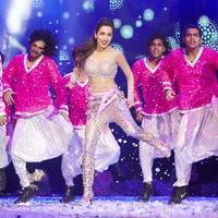 Slam Finale In London, Team Happy New Year with Madhuri Dixit Photos | Picture 842313