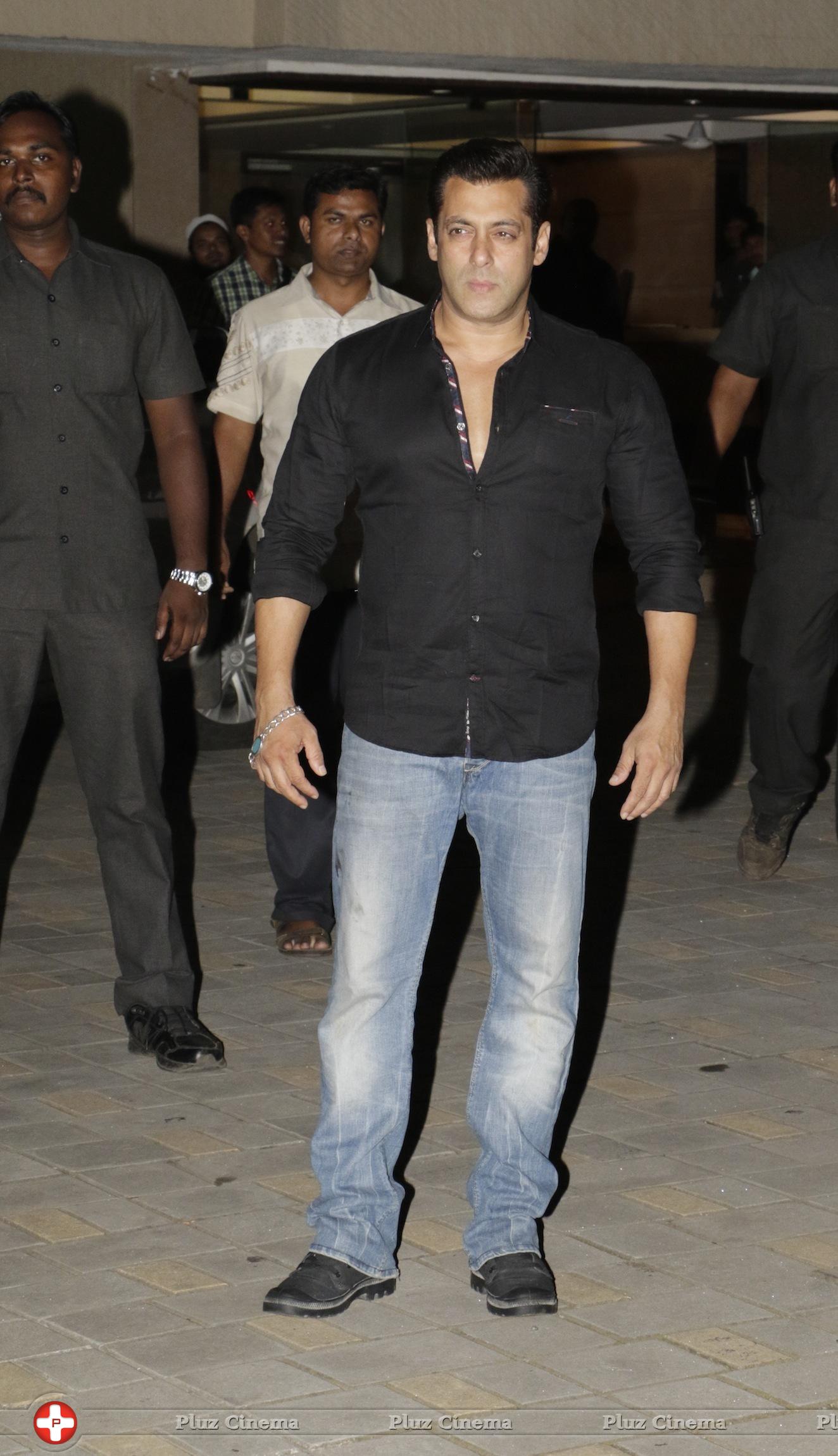 Salman Khan - Bollywood celebs attended Arpita Khan Sharma's birthday bash photos | Picture 1084052