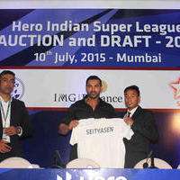 Hrithik Roshan, Ranbir Kapoor, John at the auction of Indian Super league 2015 Pics | Picture 1060003