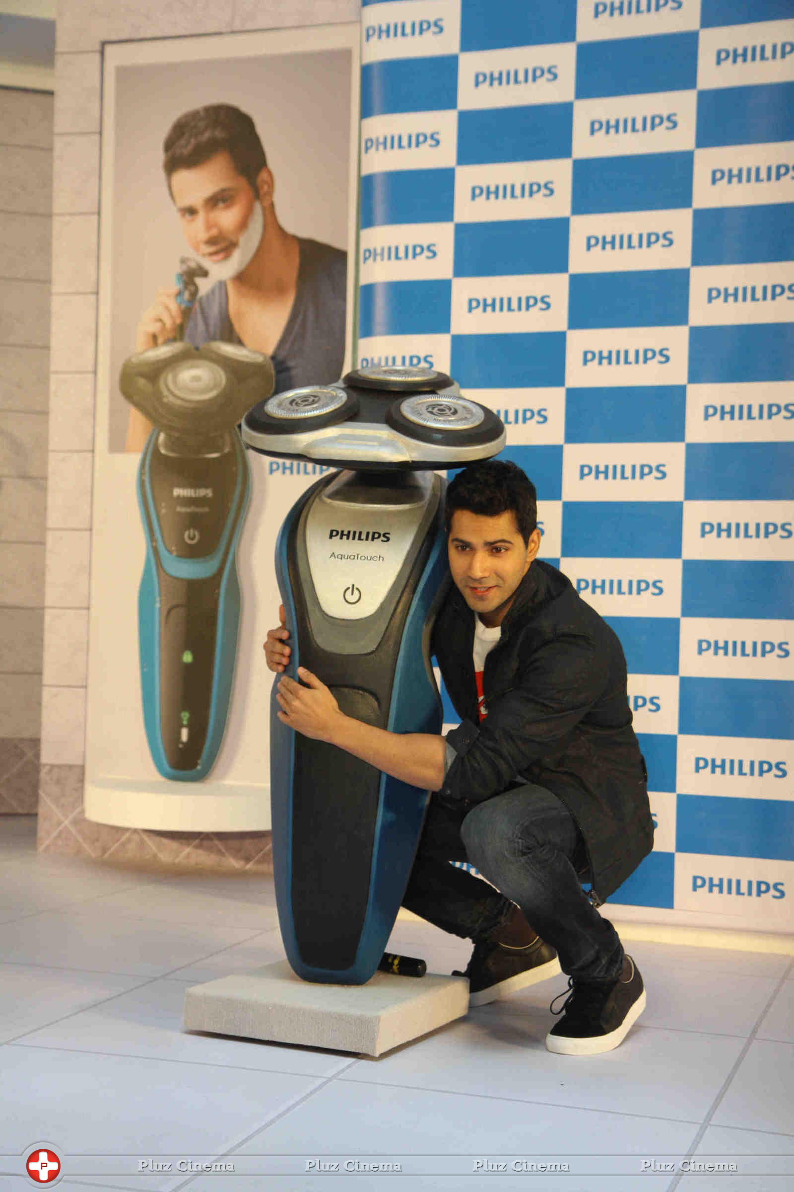 Philips India announces Varun Dhawan as their new brand ambassador pics | Picture 1062587