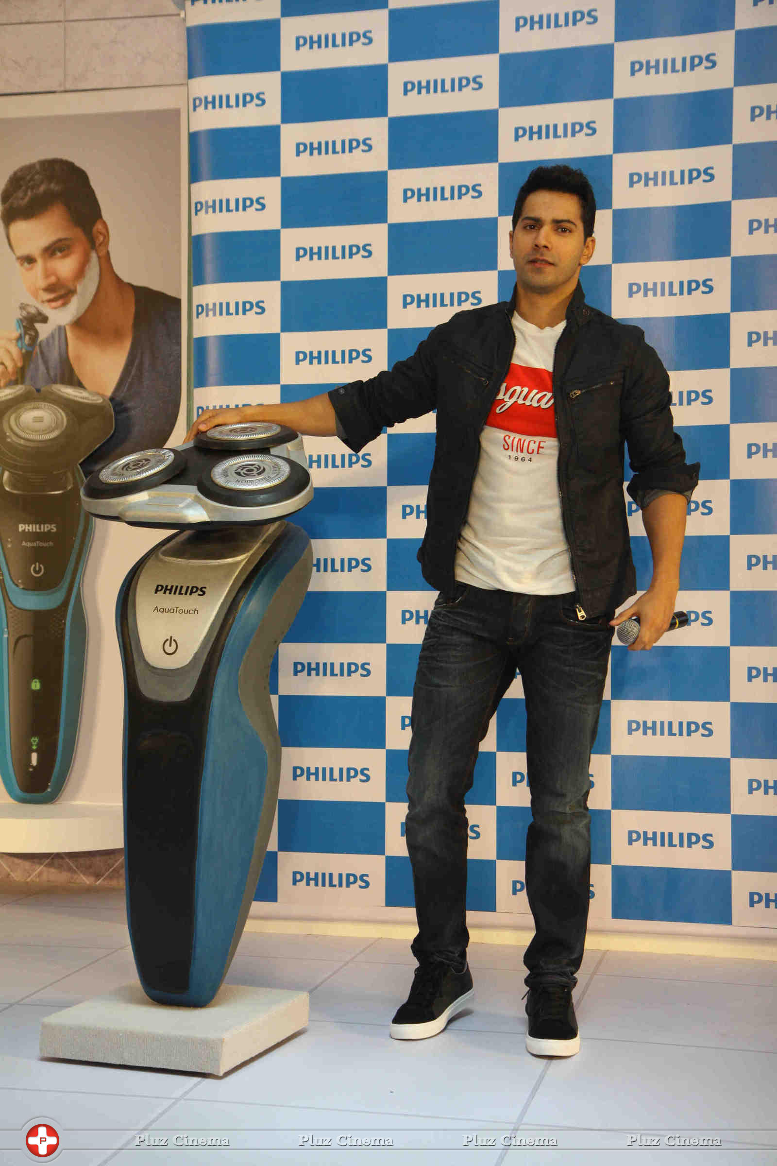 Philips India announces Varun Dhawan as their new brand ambassador pics | Picture 1062590