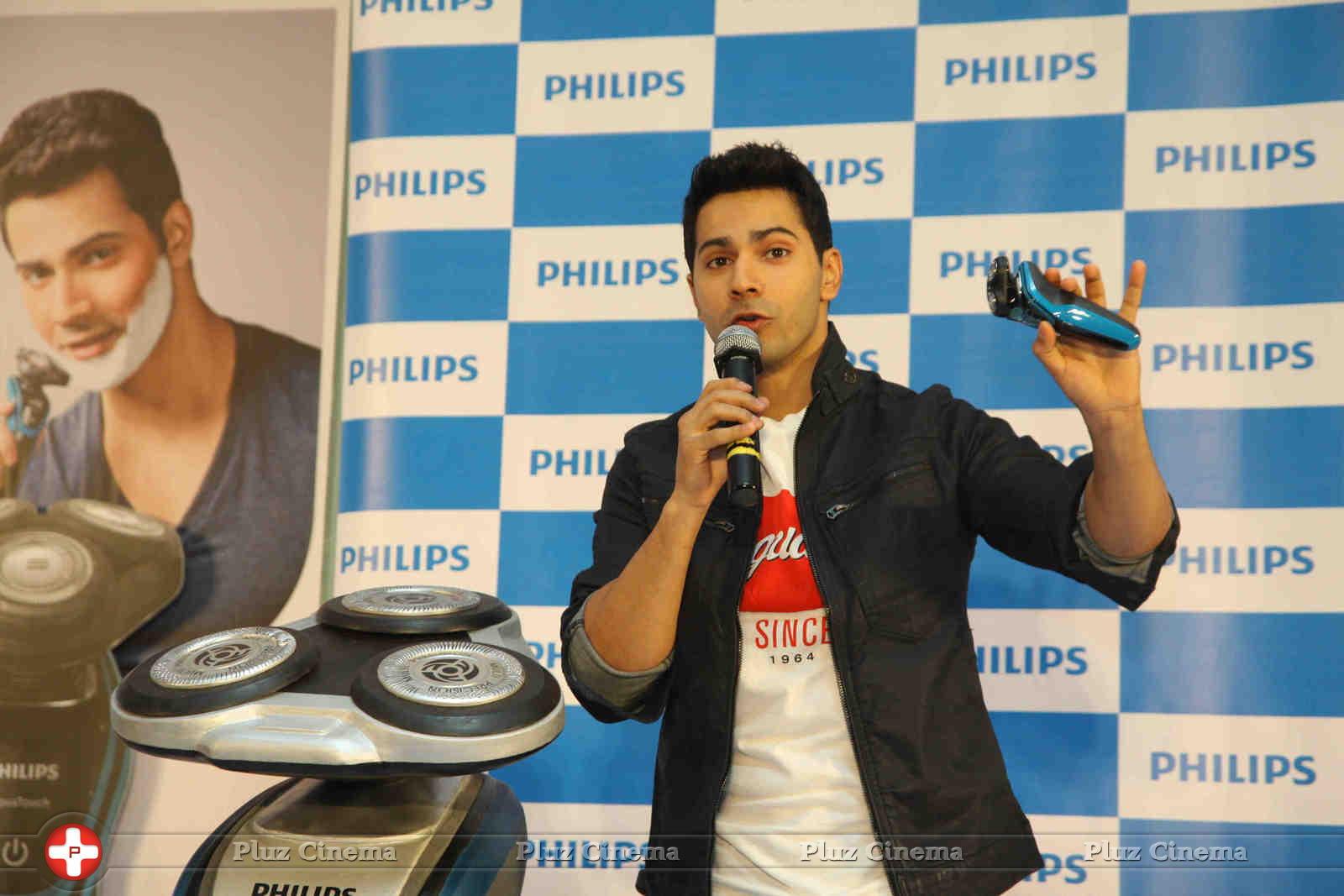 Philips India announces Varun Dhawan as their new brand ambassador pics | Picture 1062593
