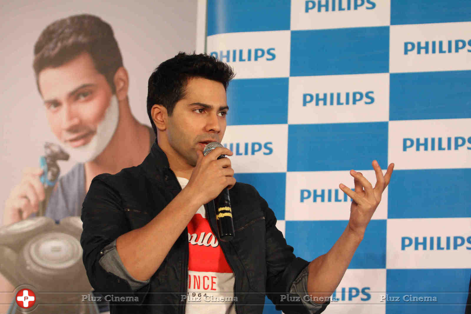 Philips India announces Varun Dhawan as their new brand ambassador pics | Picture 1062628