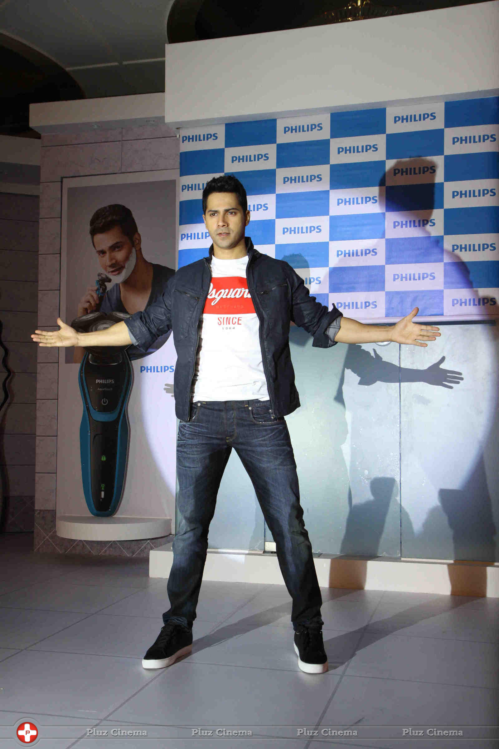 Philips India announces Varun Dhawan as their new brand ambassador pics | Picture 1062629