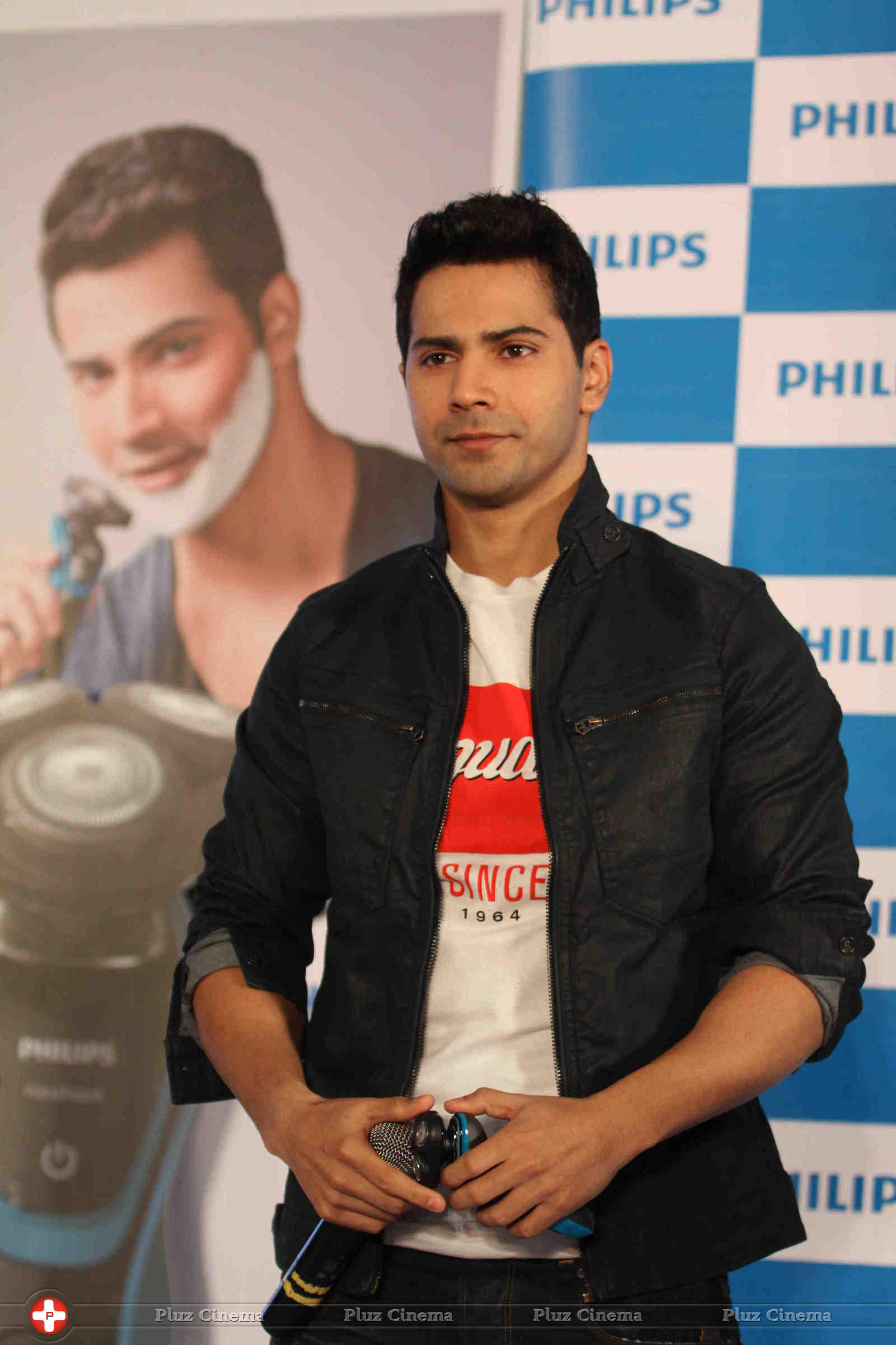 Philips India announces Varun Dhawan as their new brand ambassador pics | Picture 1062633
