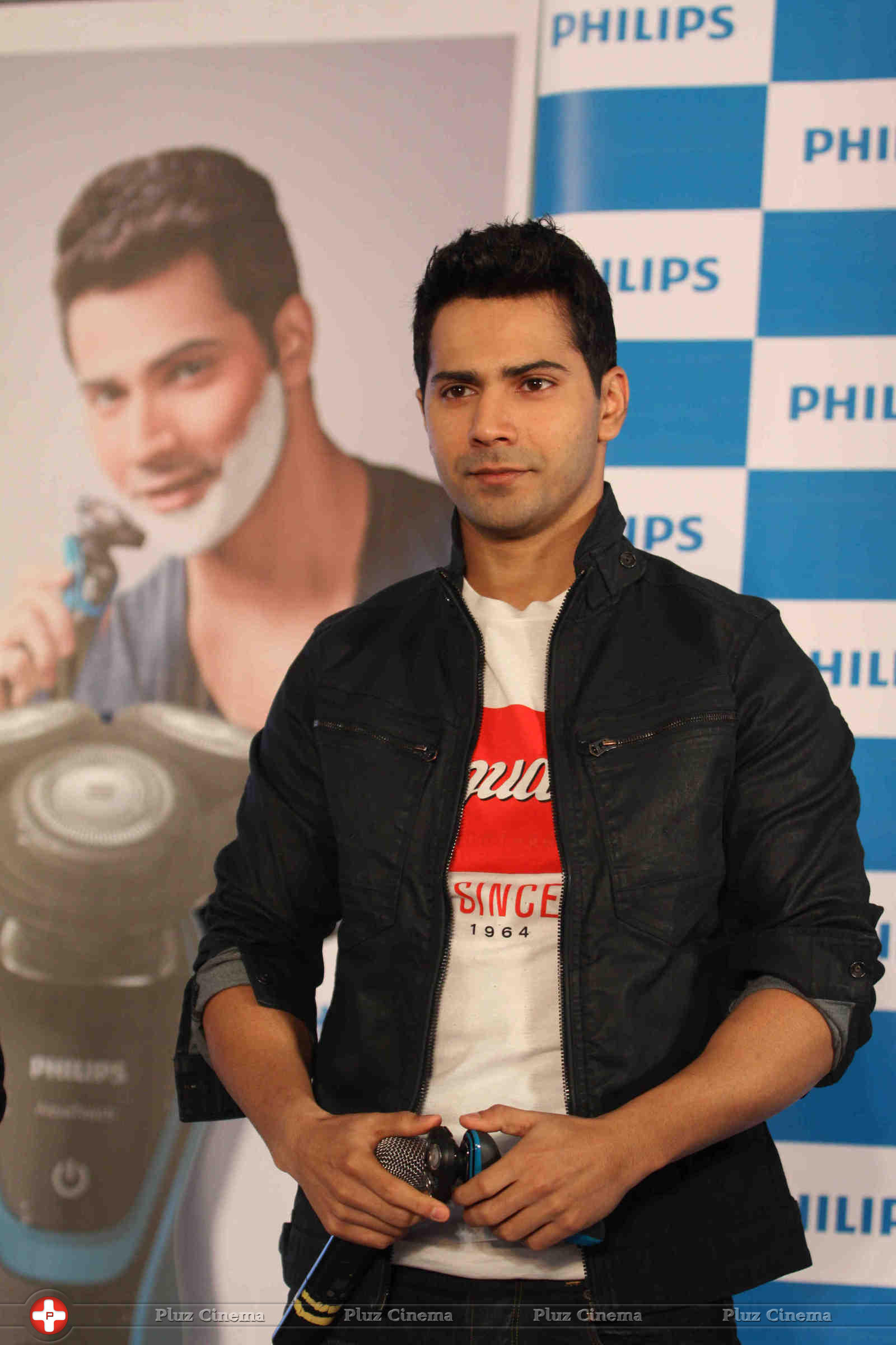 Philips India announces Varun Dhawan as their new brand ambassador pics | Picture 1062634