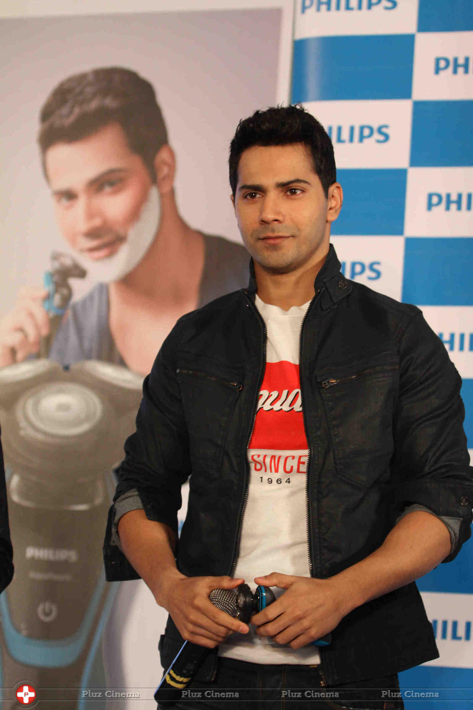 Philips India announces Varun Dhawan as their new brand ambassador pics | Picture 1062635