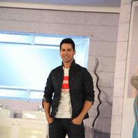 Philips India announces Varun Dhawan as their new brand ambassador pics | Picture 1062644