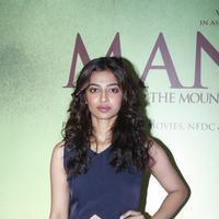 Radhika Apte - Trailer launch of film Manjhi The Mountain Man Photos | Picture 1061994